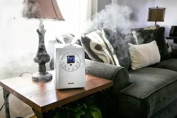 Image of how to choose a humidifier for bedroom