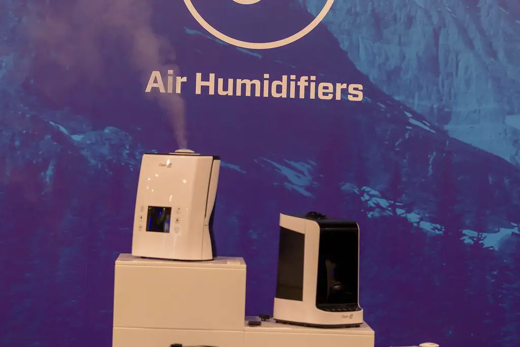 Image of how to clean your humidifier