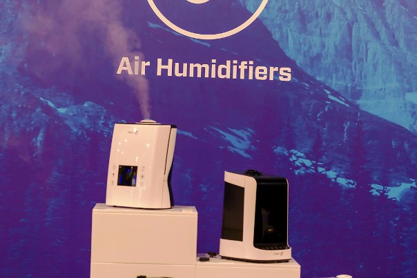 Image of air purifier versus humidifier